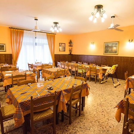 Cantarana Hotel Sesta Godano Kültér fotó