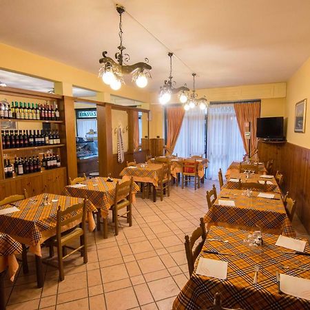 Cantarana Hotel Sesta Godano Kültér fotó