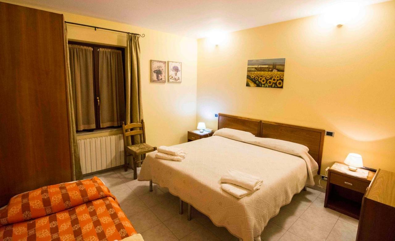 Cantarana Hotel Sesta Godano Kültér fotó